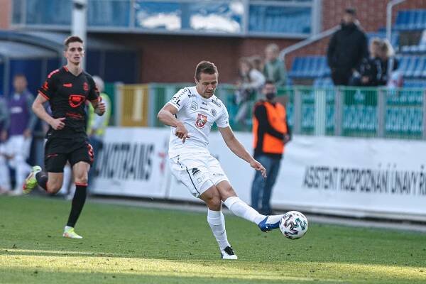 Votroci přišli o výhru s Jabloncem v poslední minutě | FC Hradec Králové