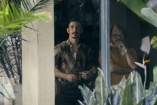 Alberto Guerra, Christian Tappan - Griselda - Střední management - Z filmu