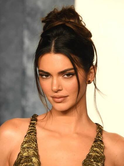 Kendall Jenner with matte makeup and smokey eyes - InStyle Wedding Guest Makeup 