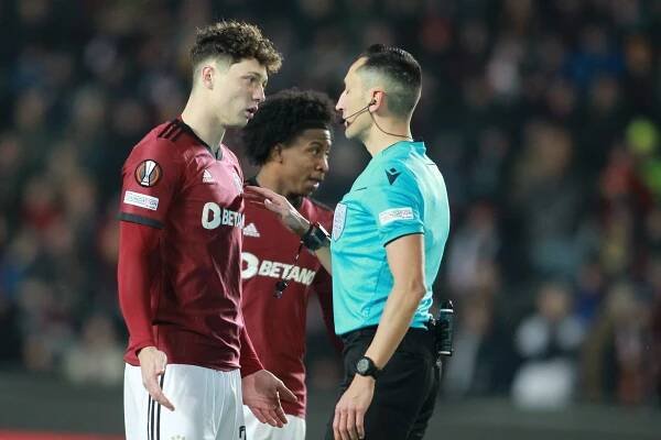Krutý výsledek fotbalové nadšení neuhasil. Sparťané si užili slavný Liverpool