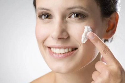 Přírodní kosmetika může pleti škodit, říká dermatoložka
