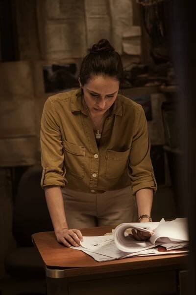 Fernanda Urrejola - Megalodon: Černý démon - Z filmu