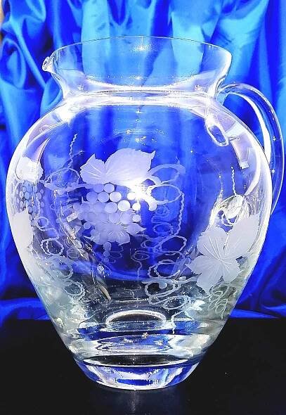 LsG-Crystal Džbán skleněný na pivo/ vodu ručně broušený/ rytý dekor Víno VU-198 251 x 180 mm 2000 ml 1 Ks.