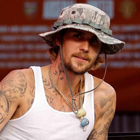 Justin Bieber attends the Arsenal and Manchester United pre-season friendly soccer match at SoFi Stadium on July 27, 2024 in Inglewood, California