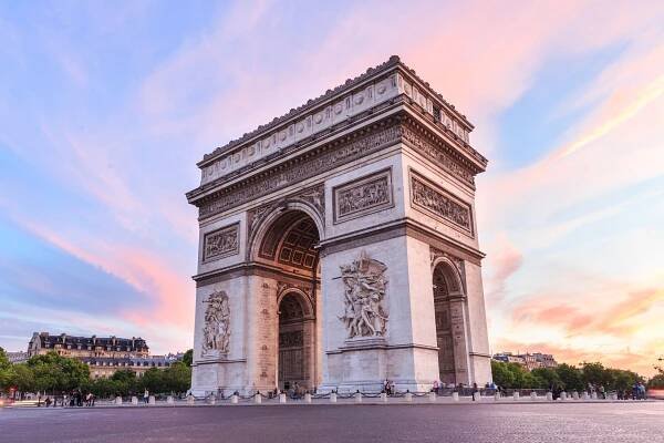 2 noci v Paříži: doprava, ubytování v hotelu i návštěva Louvru a Versailles