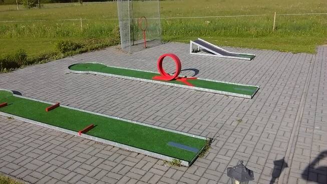 Oprava minigolfu Lipno nad Vltavou | SV Golf - minigolfová hřiště, hole, míče, příslušenství