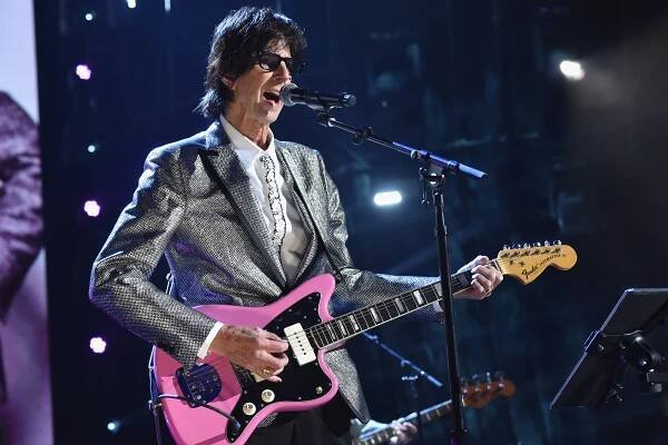 The Cars frontman Ric Ocasek found dead in Manhattan townhouse