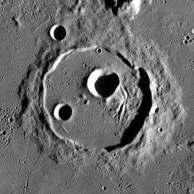 Category:Cassini (lunar crater) - Wikimedia Commons