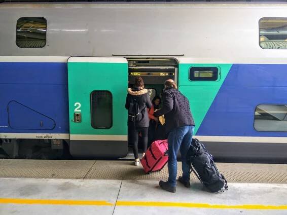 Liberec – Barcelona vlakem a s dětmi. Cesta za rychlostí 320 km/h na vlastní kůži - Zdopravy.cz