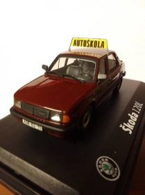 Prodám Škoda 120 L 1:43 Abrex Autoškola Praha 3  limit 50 ks - Modely automobilů