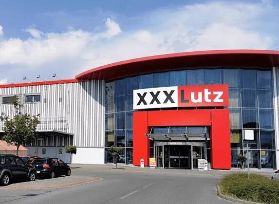 Prodejna XXXLutz Plzen
