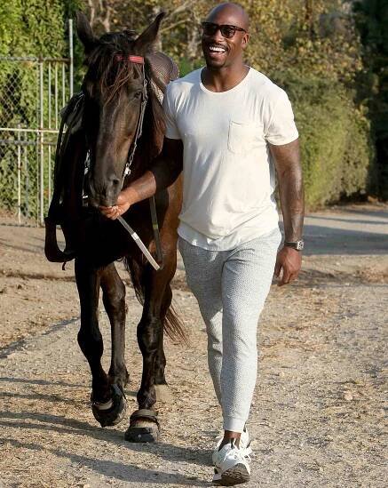 Vernon Davis