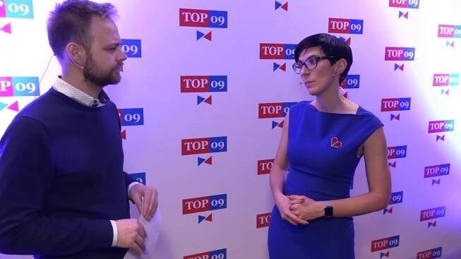 Nová šéfka TOP 09 Pekarová pro Blesk: O výročí Jakeše, manželovi i vytetování loga