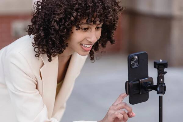 Read more about the article How to Elevate Your Vlog Content