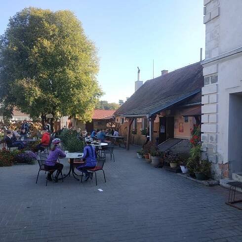 HOSPODA NA HRADBÁCH, Valtice - Restaurant Reviews, Photos & Phone Number - Tripadvisor