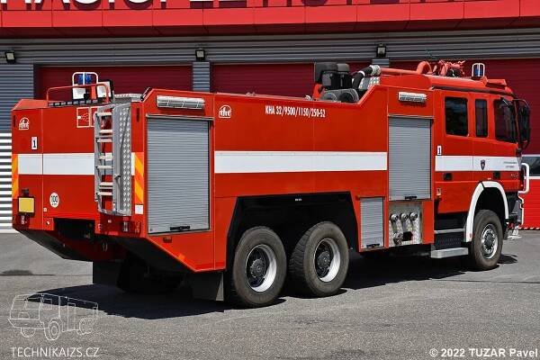 VHJ letiště Pardubice - KHA - MB Actros 3354 - TECHNIKAIZS.cz