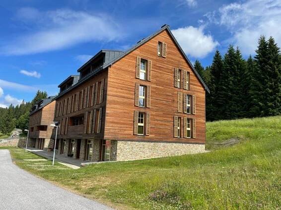Apartmánové domy, Horní Mísečky (1)