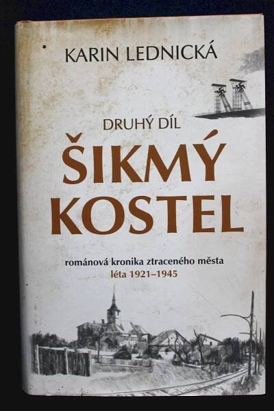 Šikmý kostel 2 - Karin Lednická (l24)