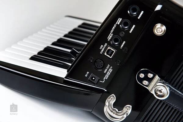 FR 1X V-Accordion Black