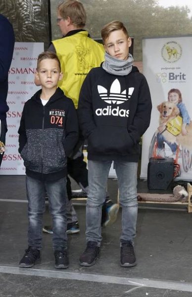 Syn Leoše Mareše Jakub oslavil patnáctiny: Dostal krásný dort a menší oslavu z důvodu vládních nařízení - galerie | Život