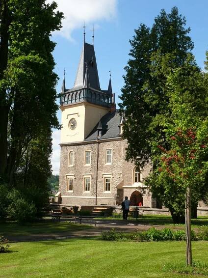 Zámek Zruč nad Sázavou - Zruč nad Sázavou, Střední Čechy | Regiontourist.cz