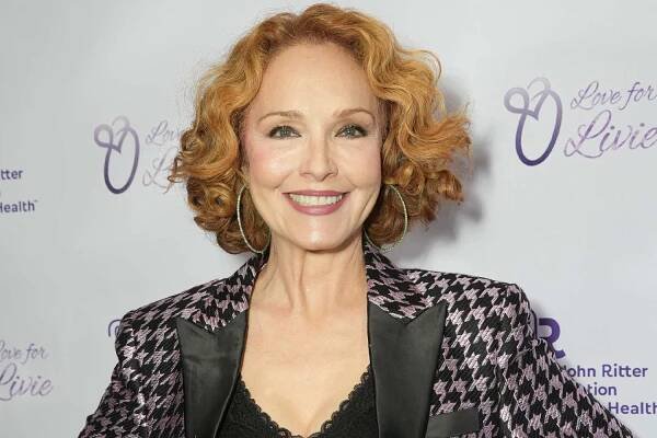 Amy Yasbeck