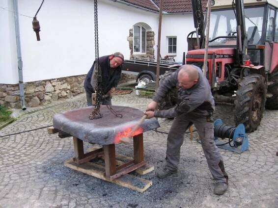 Umělecký kovář Návara