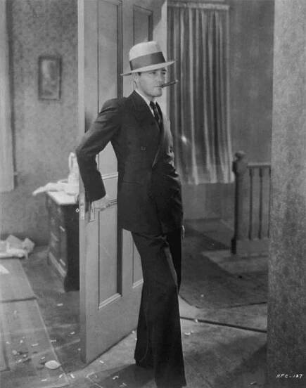 The Doorway to Hell - Z filmu - Lew Ayres