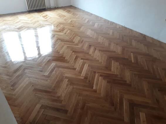 RENOVACE PARKET PLAJNEROVA | KOMPLETNÍ RENOVACE PARKET