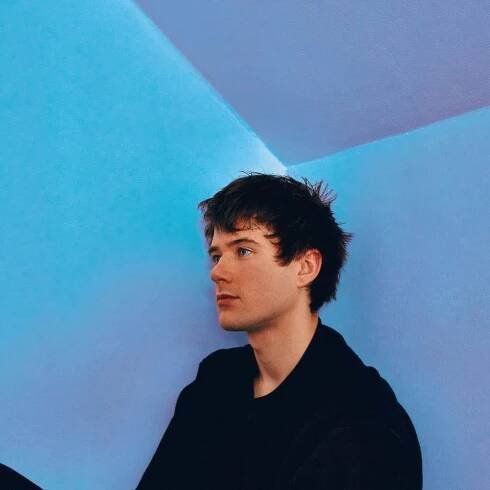 Alec Benjamin