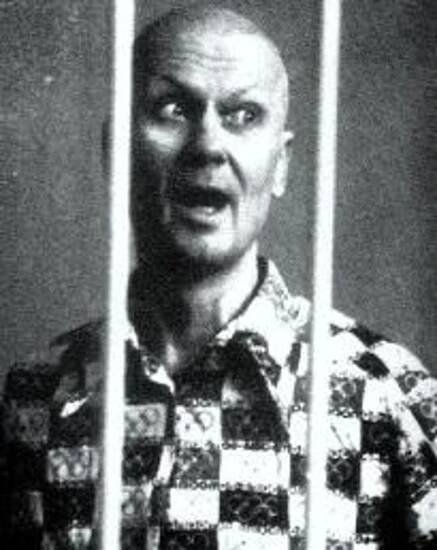File:Andrei Romanovich Chikatilo Trial 1992.jpg - Wikipedia