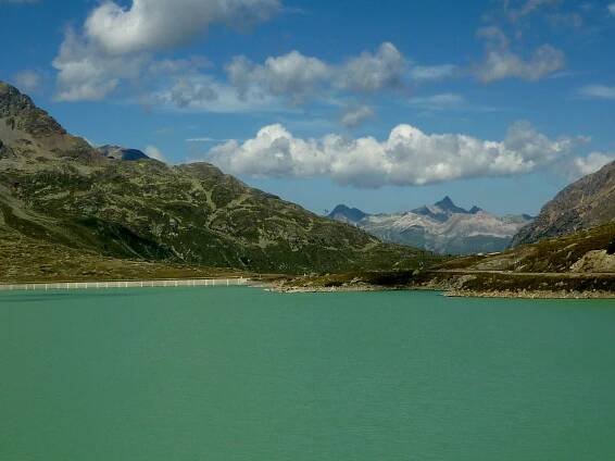 Bernina Pass a Lago Bianco
