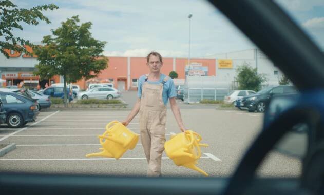 Whatever Happens Next - Z filmu - Henning Peker