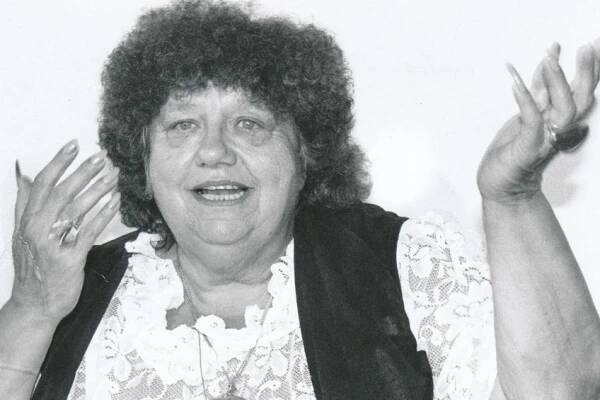 Helena Růžičková předpověděla smrt Ivetě Bartošové. Věštila i dalším celebritám - OnlyU