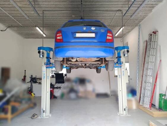 Novotný Vladimír - Vybavení autoservisů, pneuservisů a dílen v průmyslu od TECHNOLOGY - GARAGE spol. s r.o.