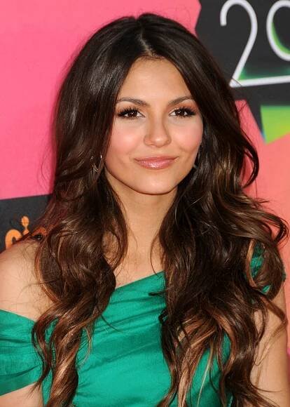 Victoria Justice - Actresses - Bellazon