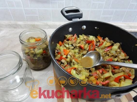 Zavařená houbová směs na topinky video recept | Videokuchařka.cz