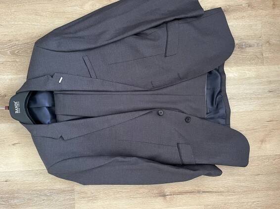 Pánský oblek Bandi Slim fit 48/176 | Beremese.cz