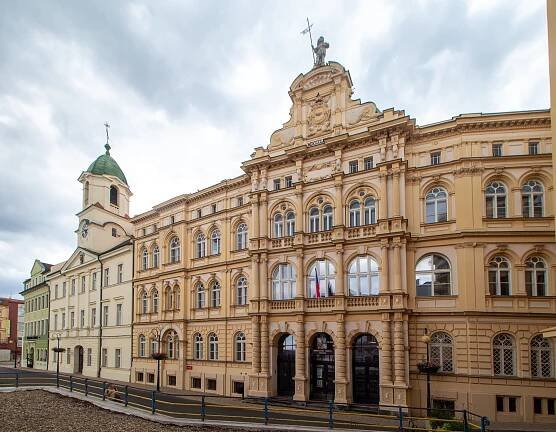 Soubor:Teplice nová radnice 1.jpg – Wikipedie