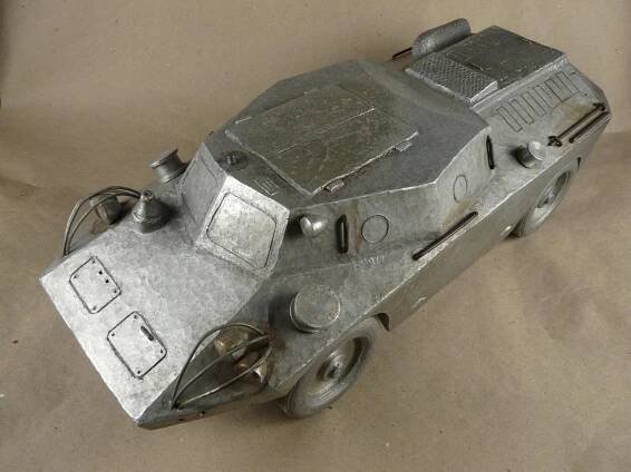 OBRNĚNÝ TRANSPORTER - OT 65 FÚG - kovový model - 43 cm !!! - Sběratelství