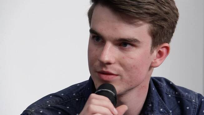 Komunisti jsou paraziti demokracie, Semelová je toho důkazem, říká youtuber Kovy