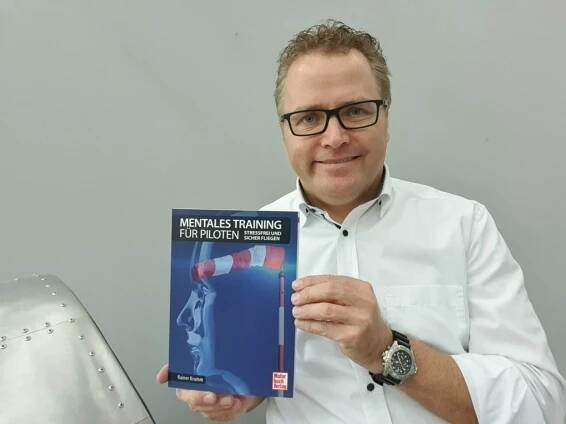 Mentales Training für Piloten und Dynamische Flugsicherheit – axiocon