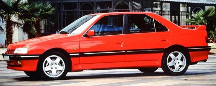 Peugeot 405 T16 byl v 90. letech ztělesněním konceptu sportovního sedanu