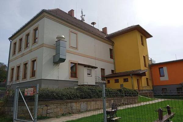 ZŠ a MŠ Bílý Újezd foto 1