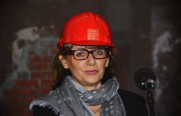 Radmila Kleslová – Neovlivní – investigativní deník o vlivu a lidech