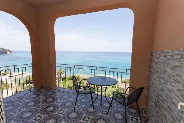 Hotel Terrazzo sul Mare, Itálie Kalábrie - 14 349 Kč Invia