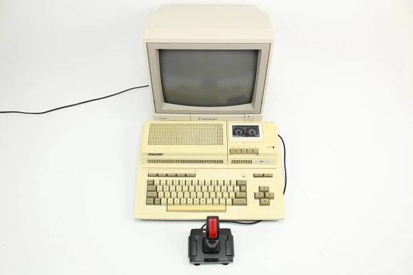 Sharp MZ-800 - Clous