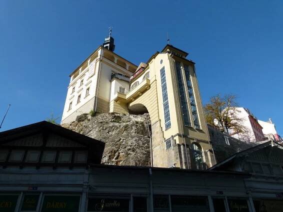 Soubor:Karlovy Vary 028.jpg – Wikipedie