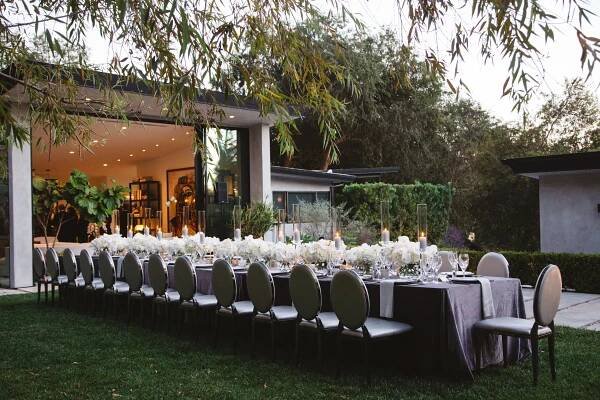 Why a Backyard Wedding Might Be the Perfect Venue for You