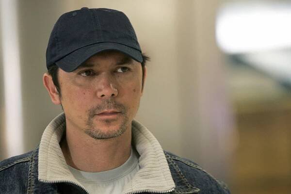 Zákon a pořádek: Útvar pro zvláštní oběti - Chyba - Z filmu - Lou Diamond Phillips